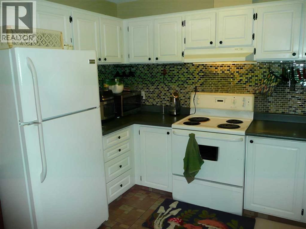 Single Family House for Sale in   Temple Drive NE Temple Calgary 