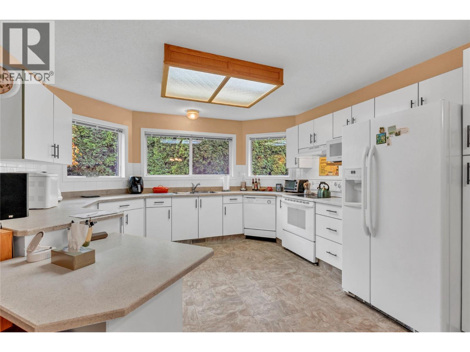 2 3038 Orchard Drive, Keremeos