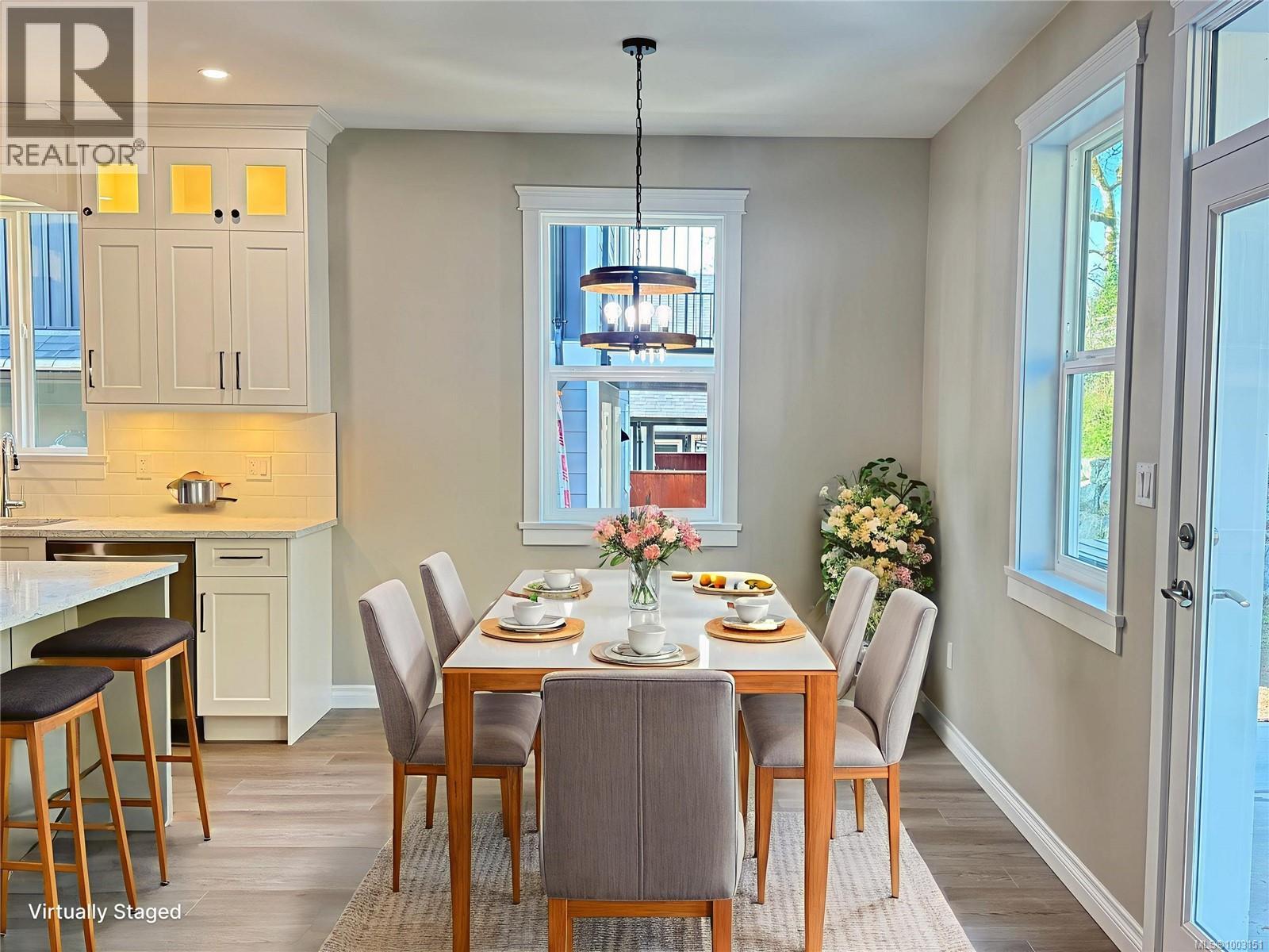 2033 Oakhill Pl, Duncan