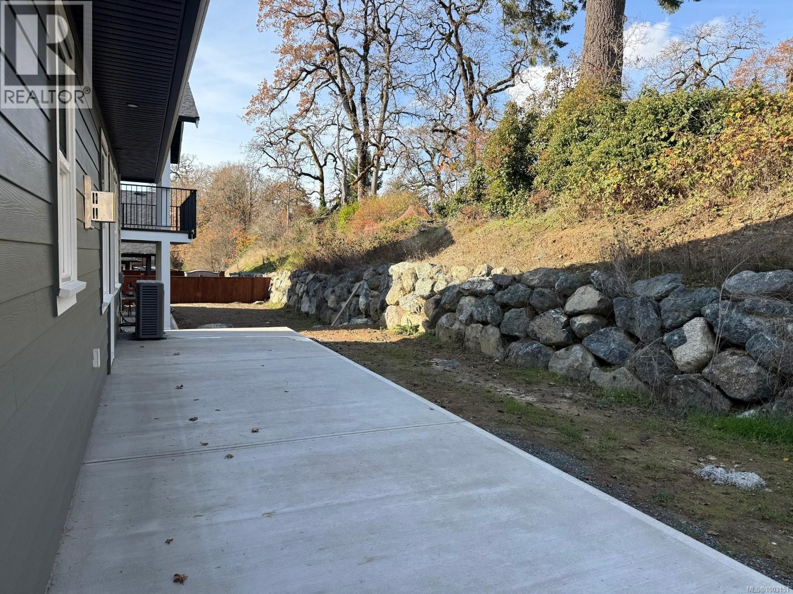 2033 Oakhill Pl, Duncan