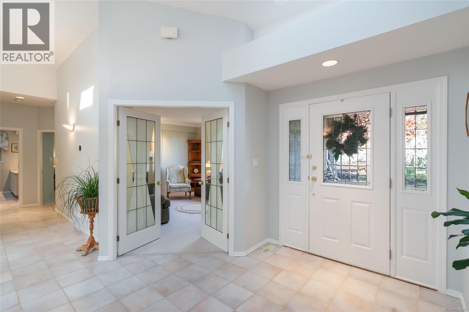 3285 Hobart Pl, Nanoose Bay