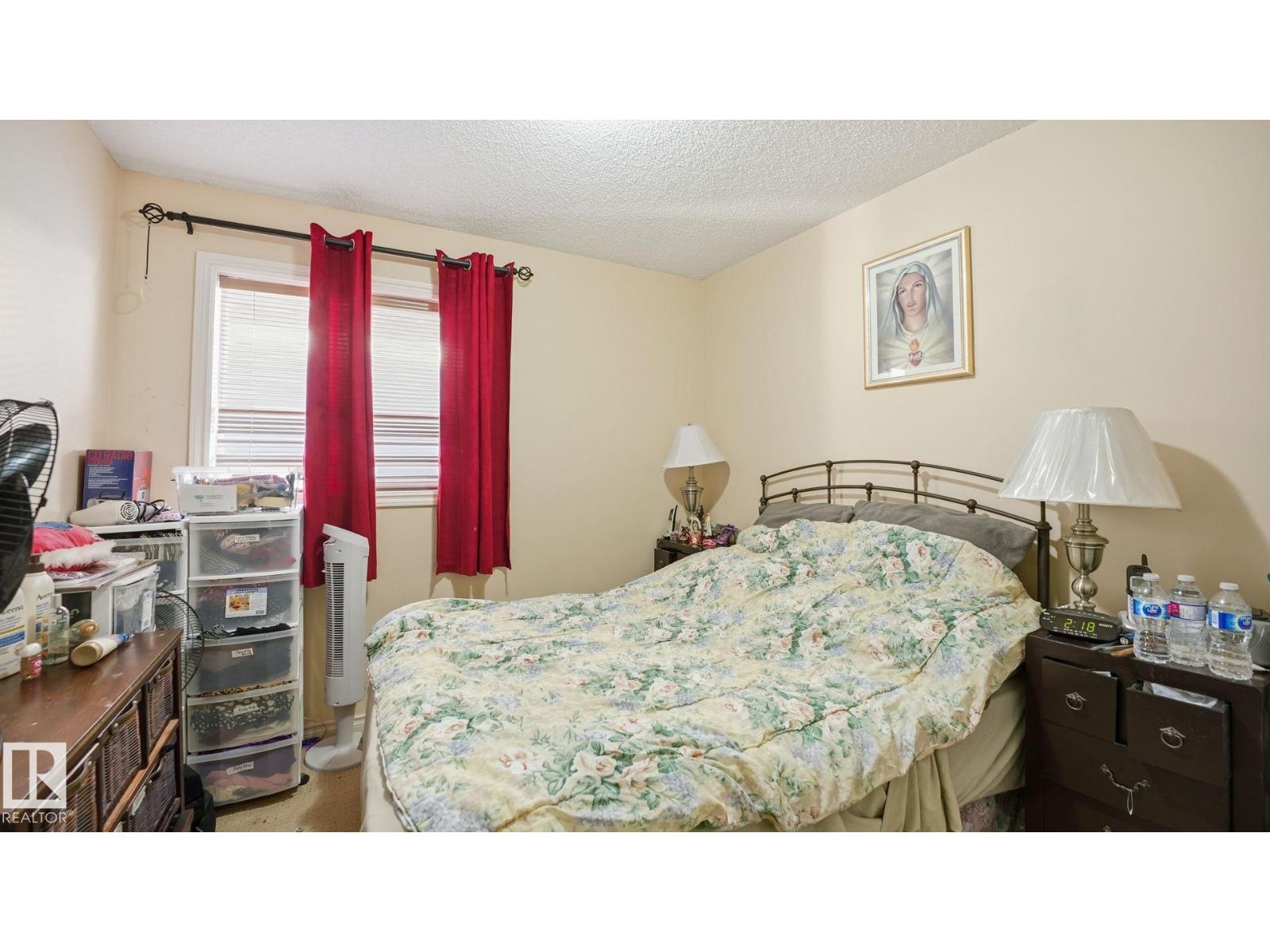 4712 201 ST NW, Edmonton