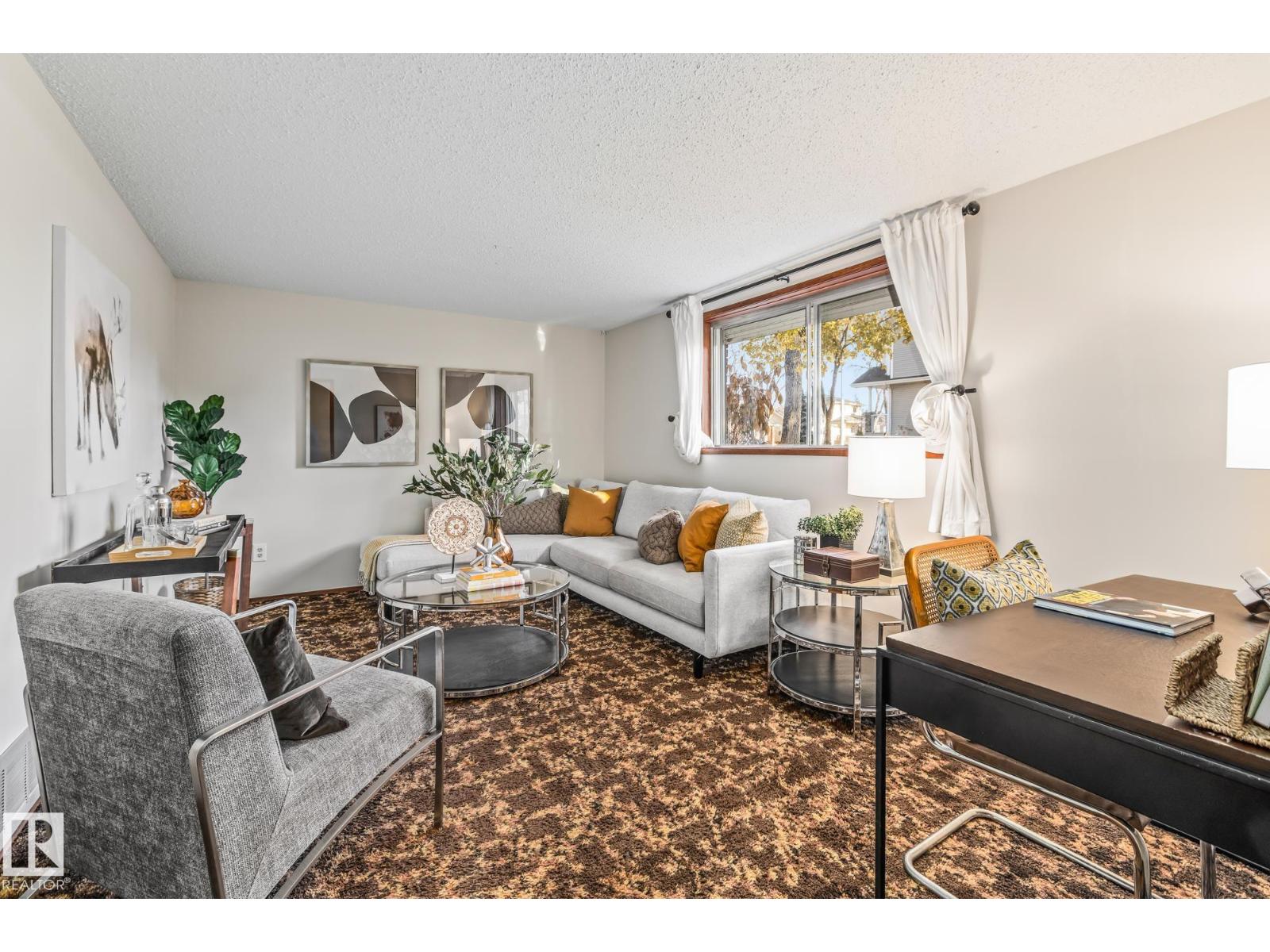 8570 89 ST NW, Edmonton