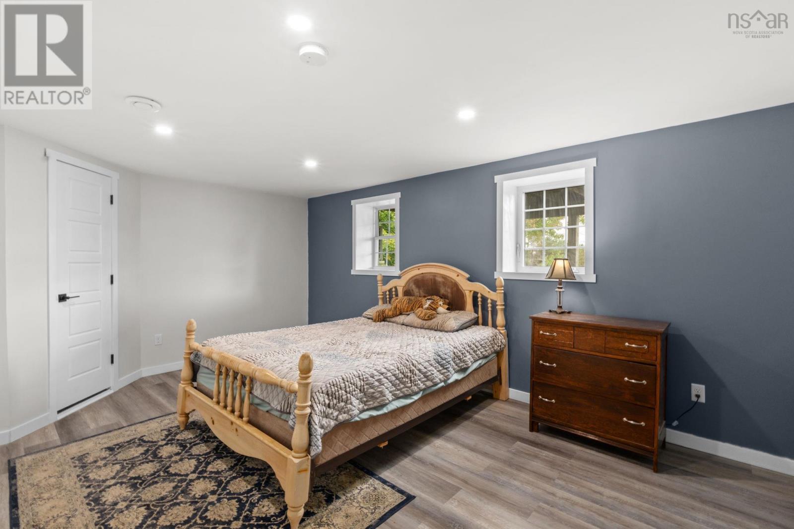 Property 37 of 48 of 28 Forest Hill Road