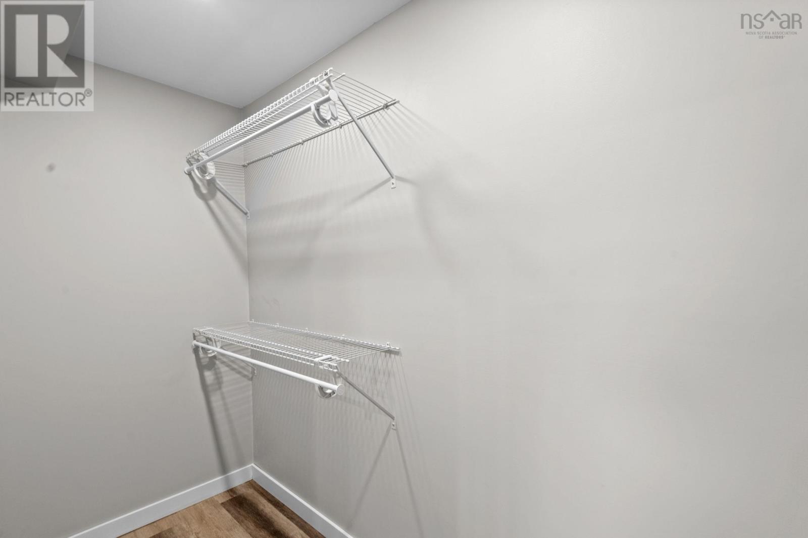 Property 20 of 48 of 28 Forest Hill Road