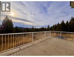 Primary Bedroom - 2659 Rose Drive, 150 Mile House, BC V0K2G0 Photo 9