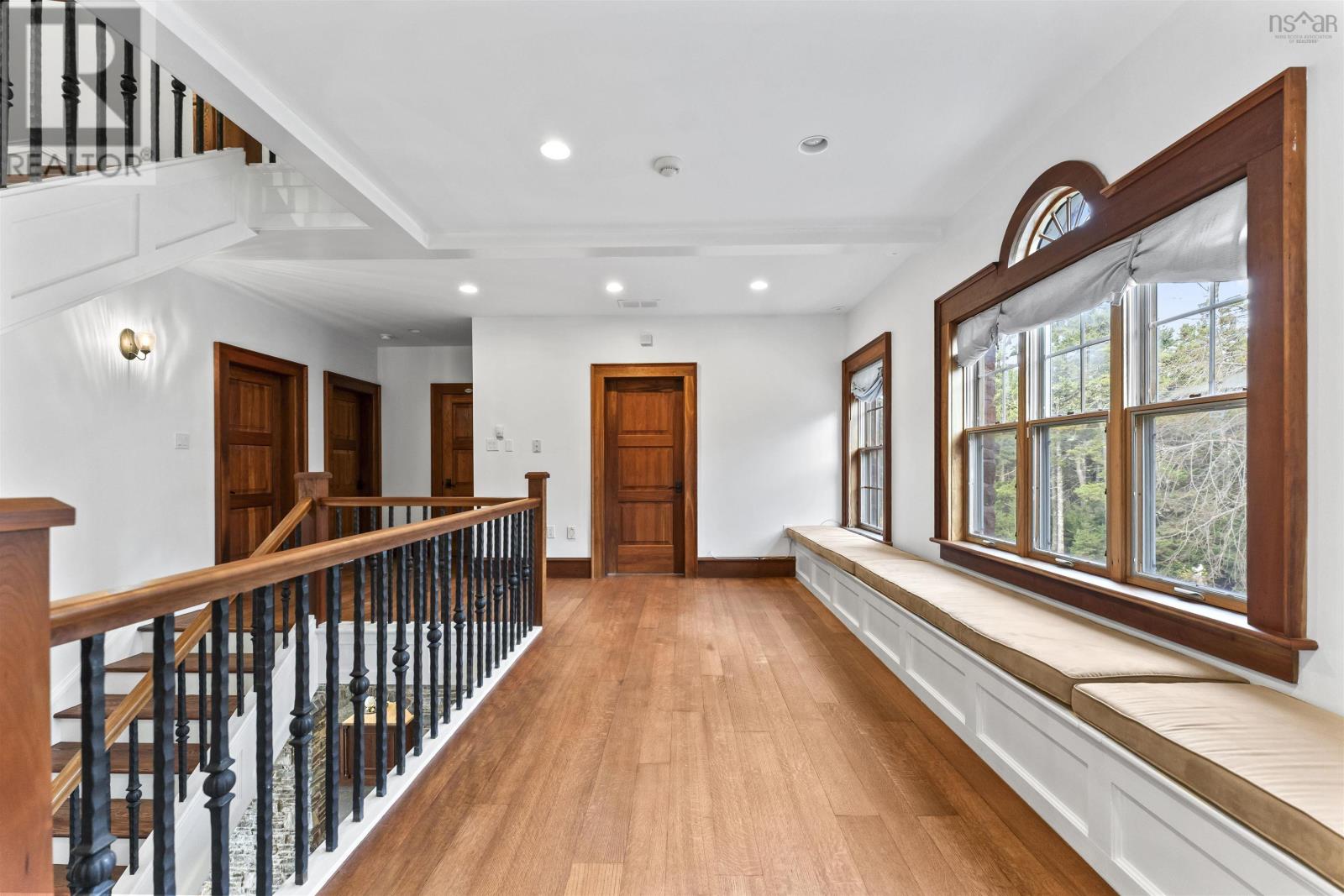 Property 33 of 46 of 13 Shepherds Lane