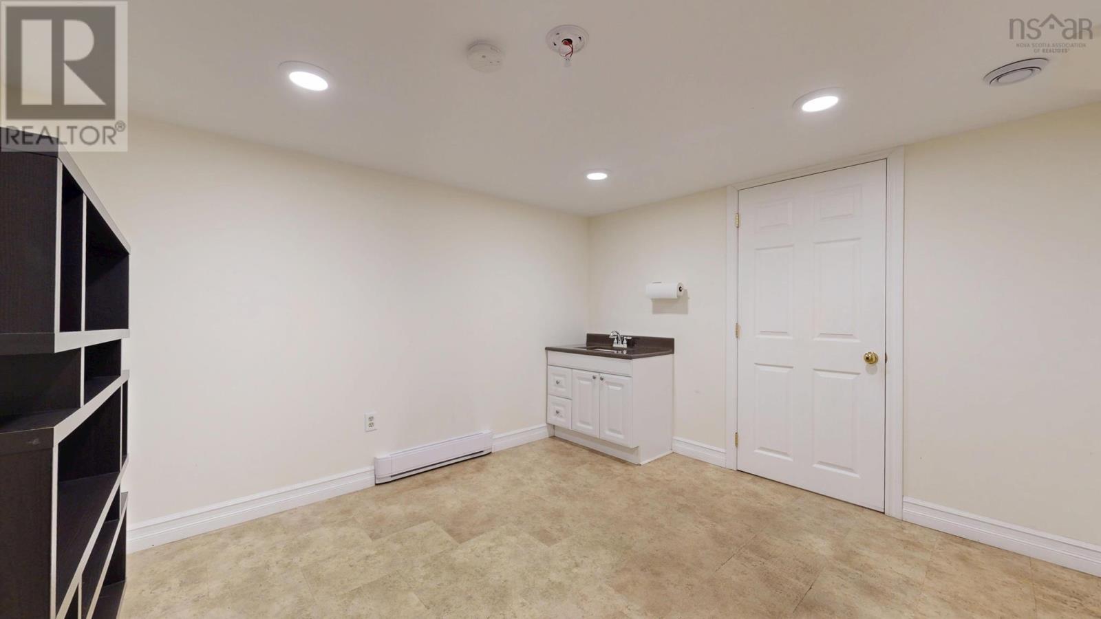 Property 36 of 44 of 2905 Highway 3