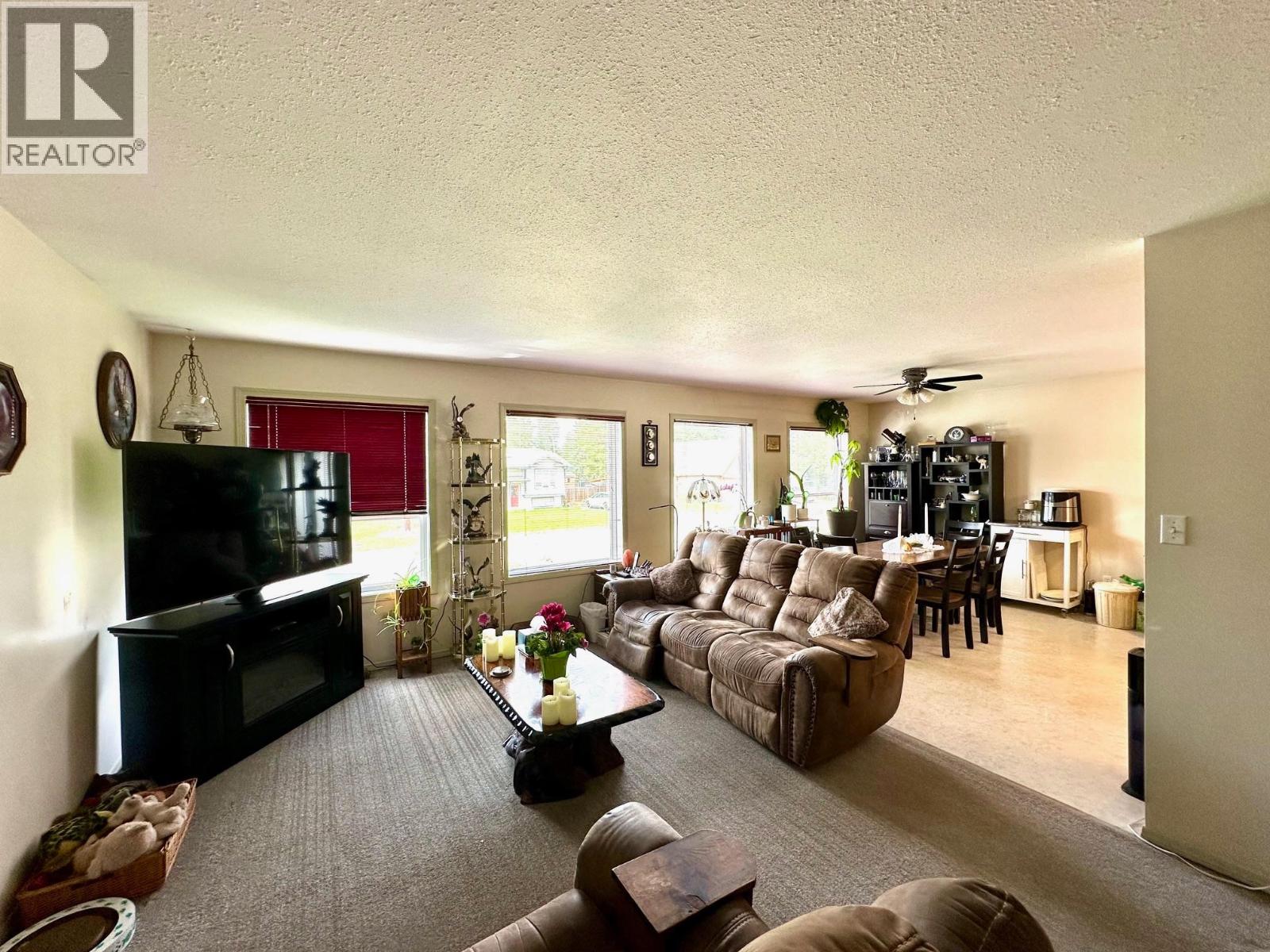 1465 WILLOW STREET, Telkwa