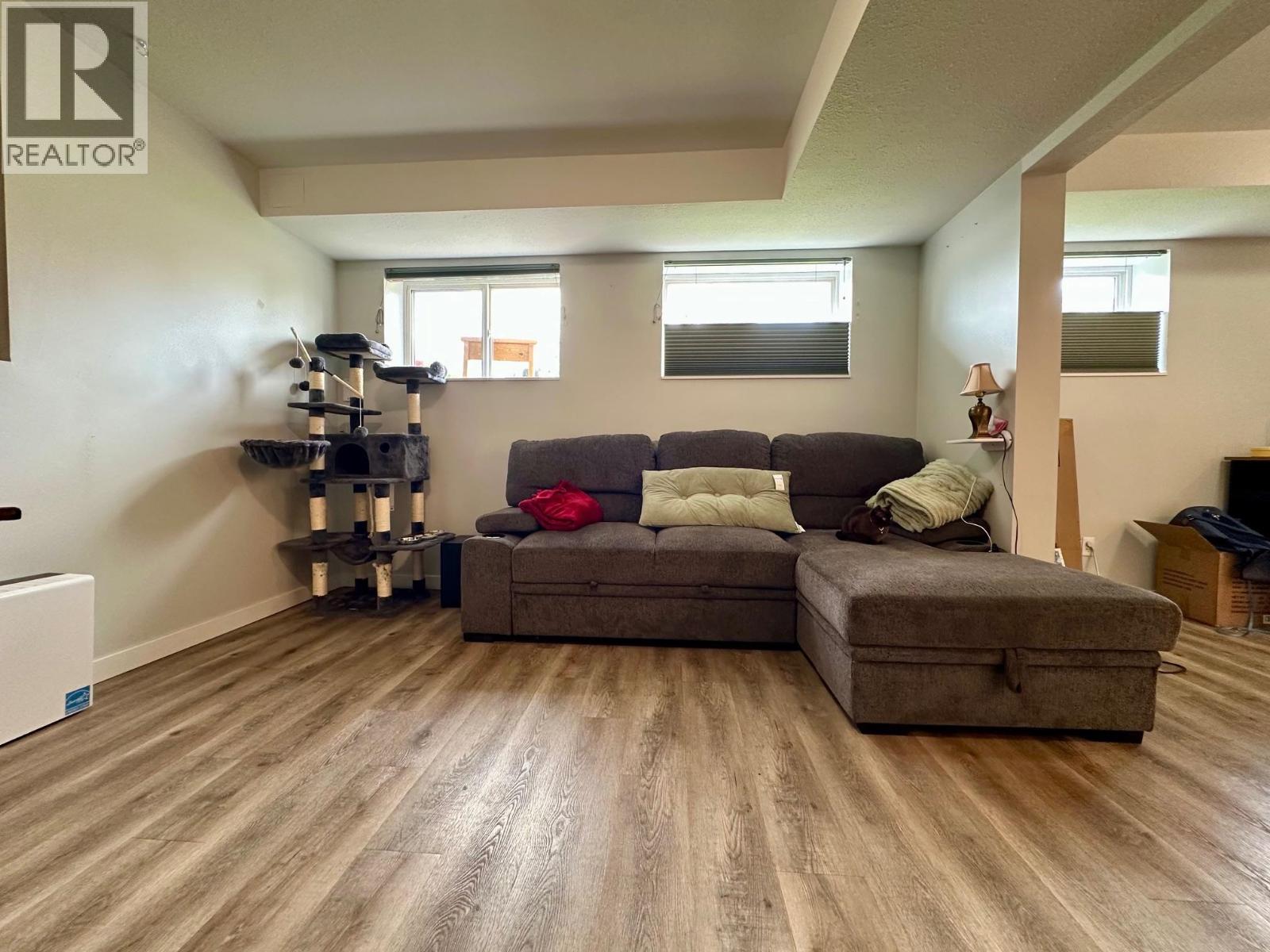 1465 WILLOW STREET, Telkwa