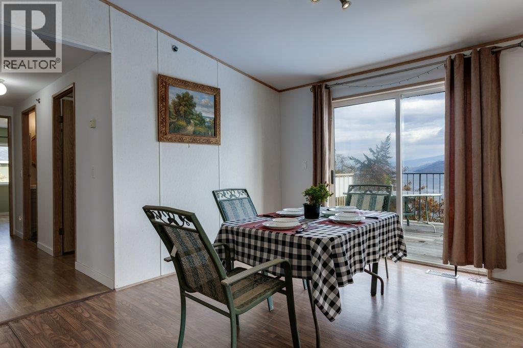 6 5906 Somerset Avenue, Peachland