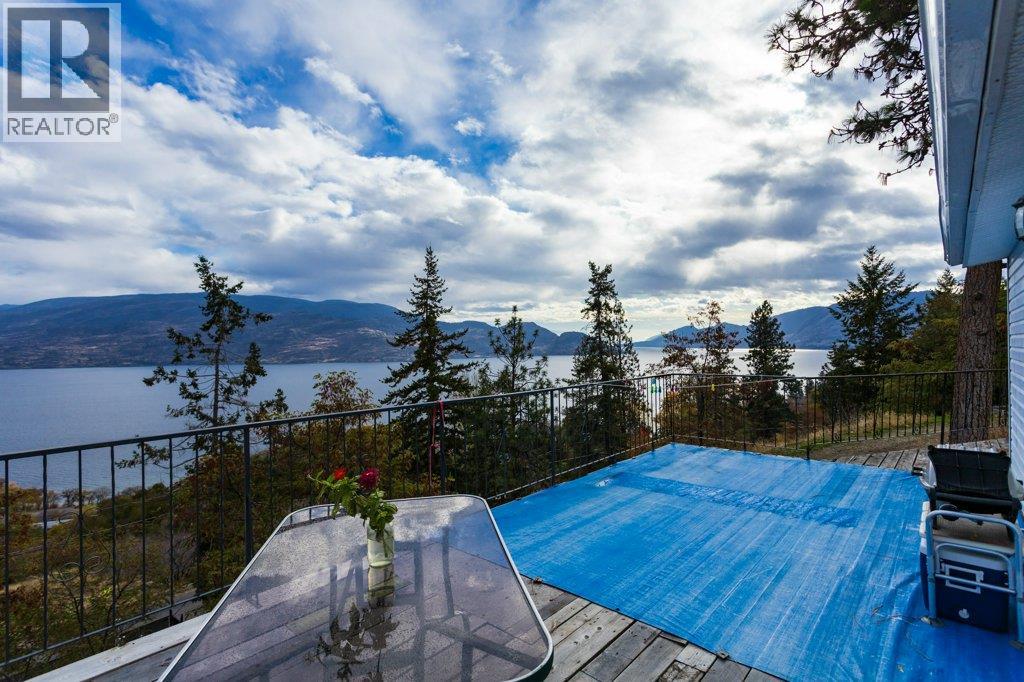 6 5906 Somerset Avenue, Peachland