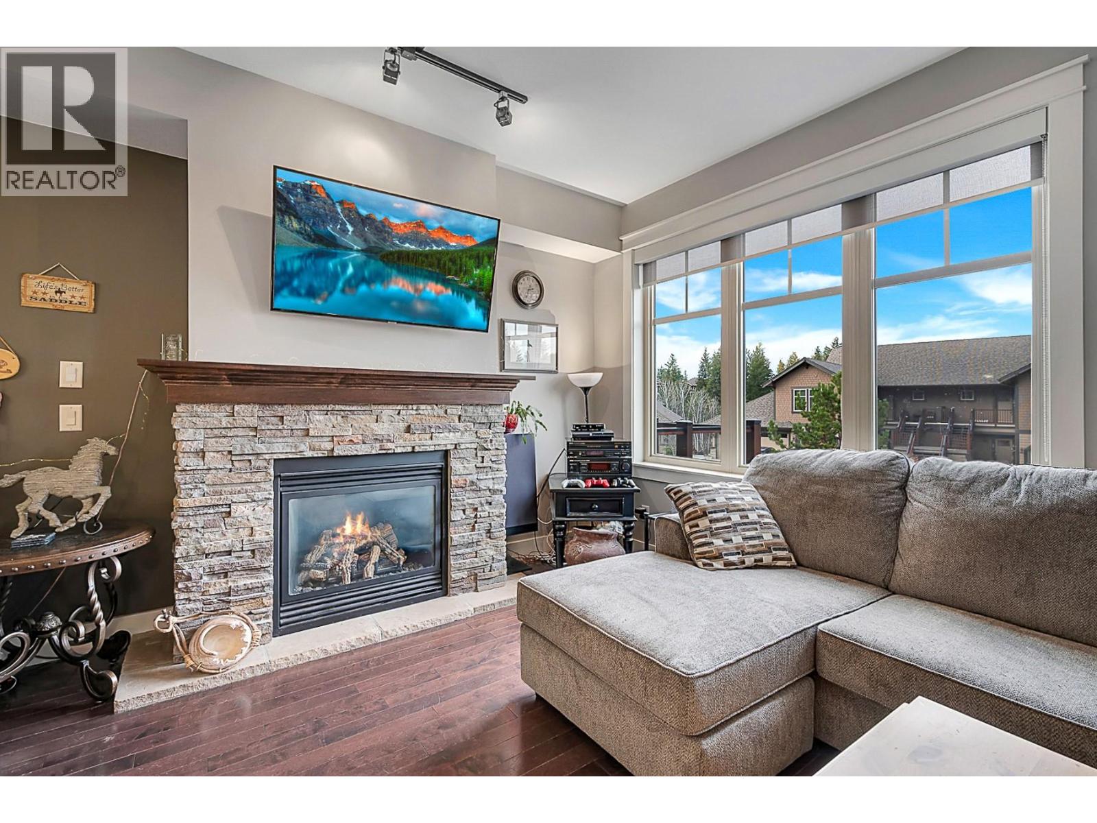 33 333 Longspoon Drive, Vernon