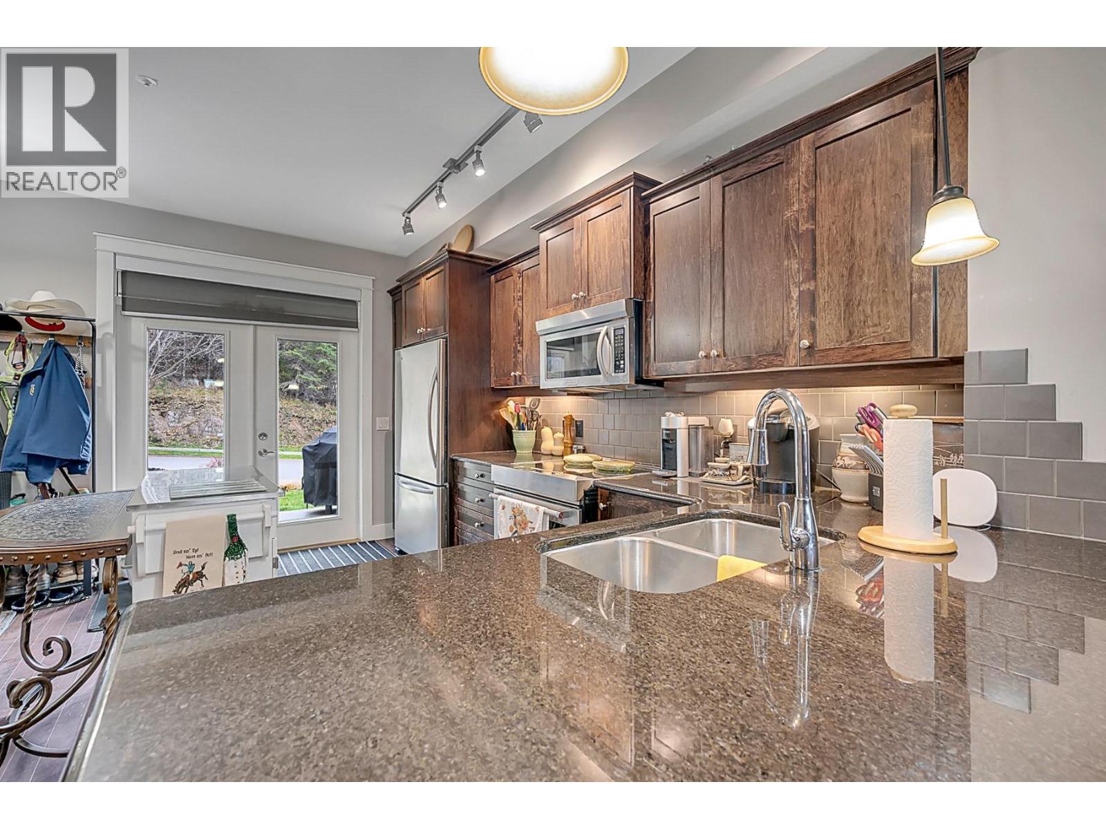 33 333 Longspoon Drive, Vernon