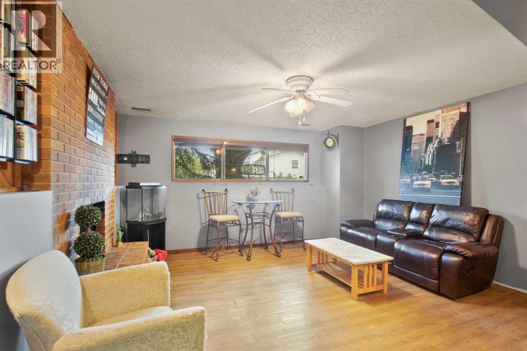 5248 37 Street, Innisfail