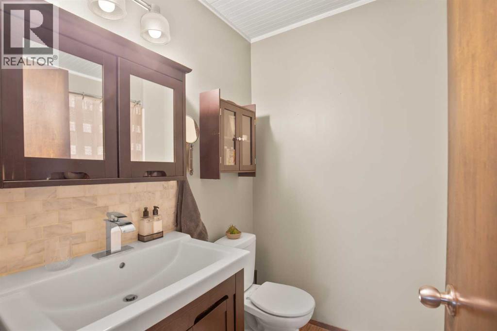 5248 37 Street, Innisfail