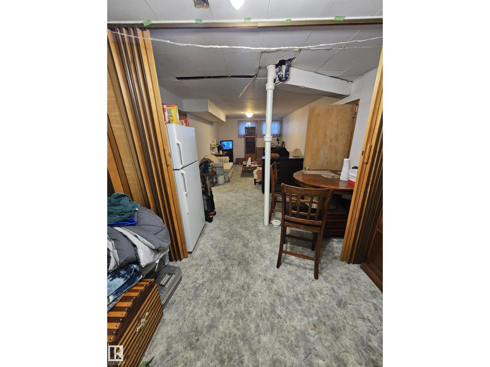 12019 51 ST NW, Edmonton