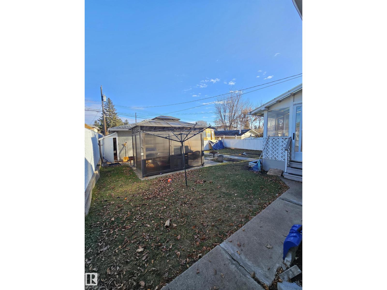 12019 51 ST NW, Edmonton