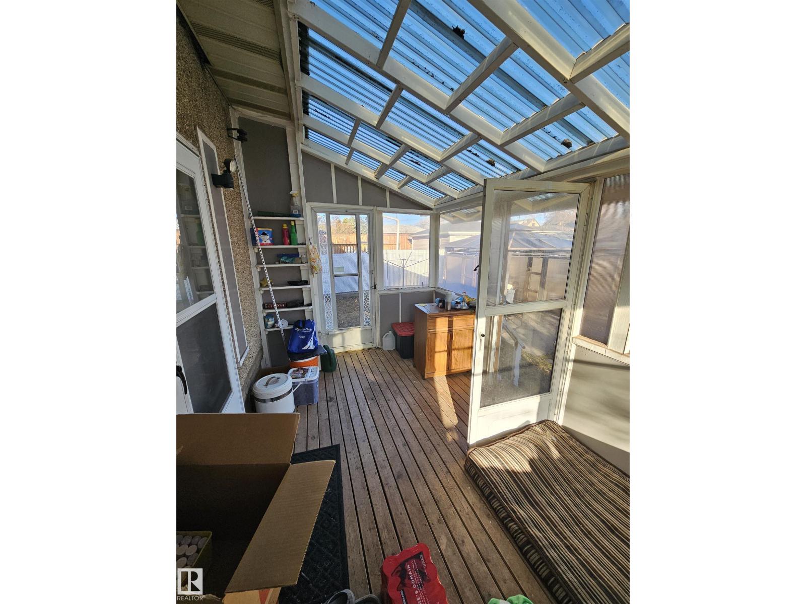 12019 51 ST NW, Edmonton