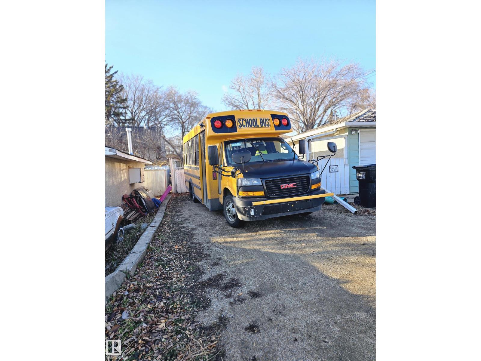 12019 51 ST NW, Edmonton