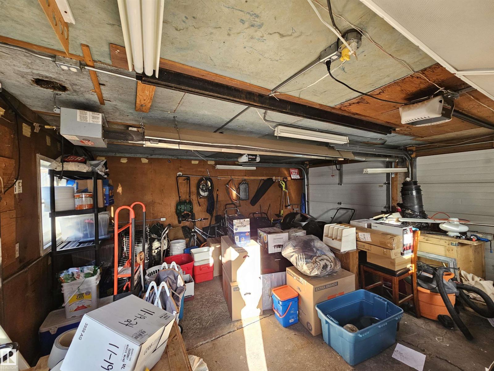 12019 51 ST NW, Edmonton