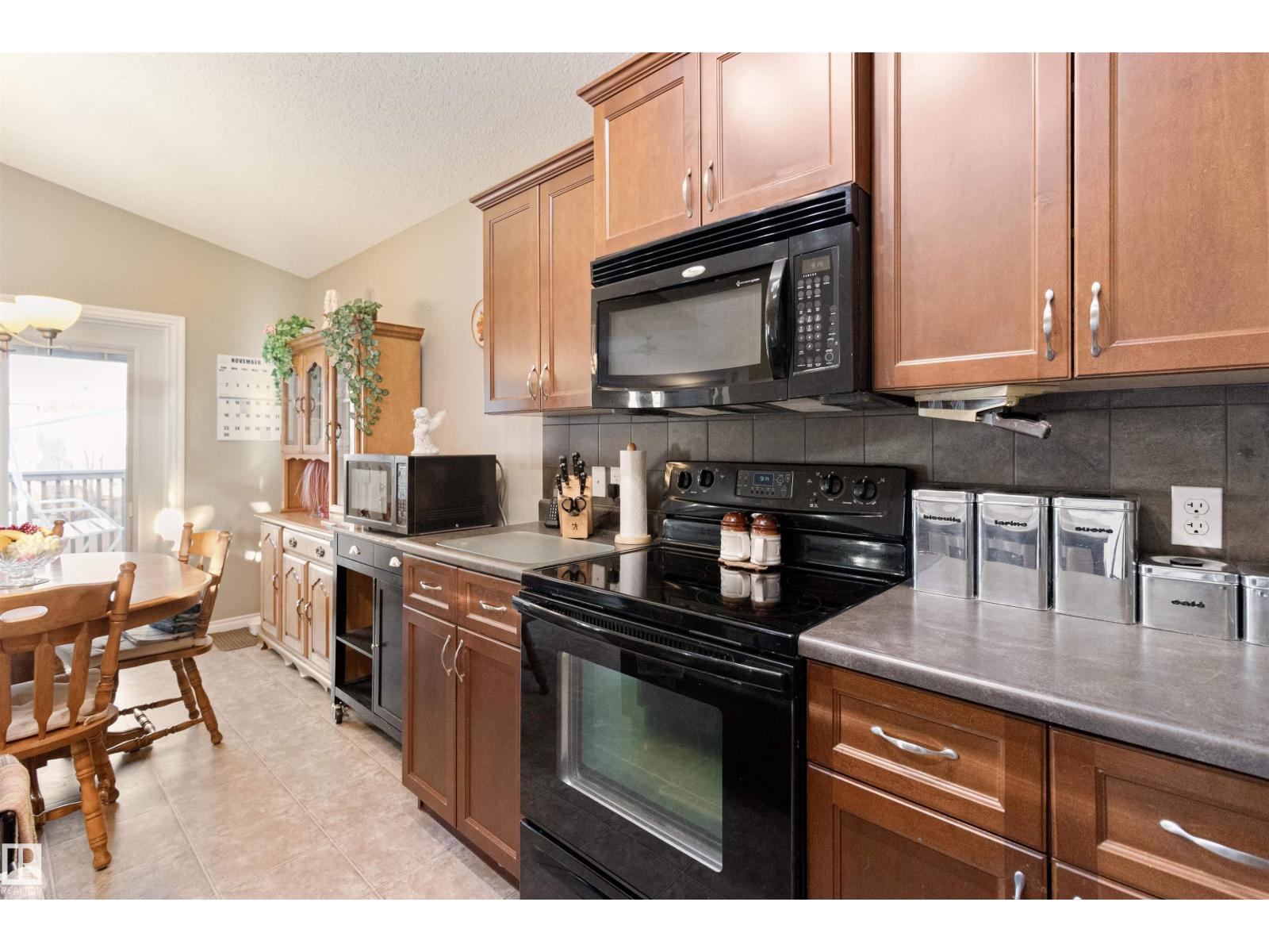 300 FOXTAIL WY, Sherwood Park