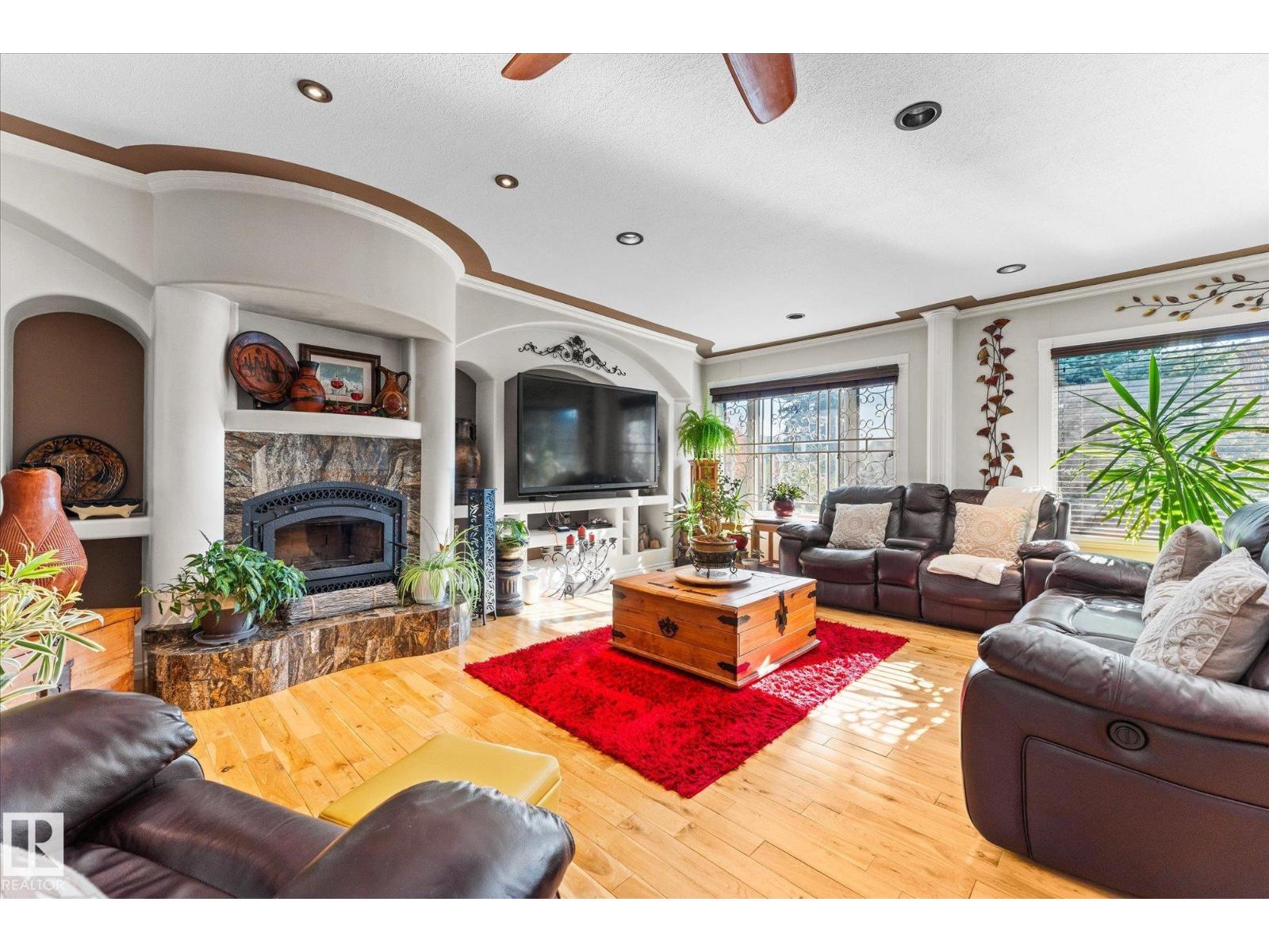 11124 110A AV NW, Edmonton