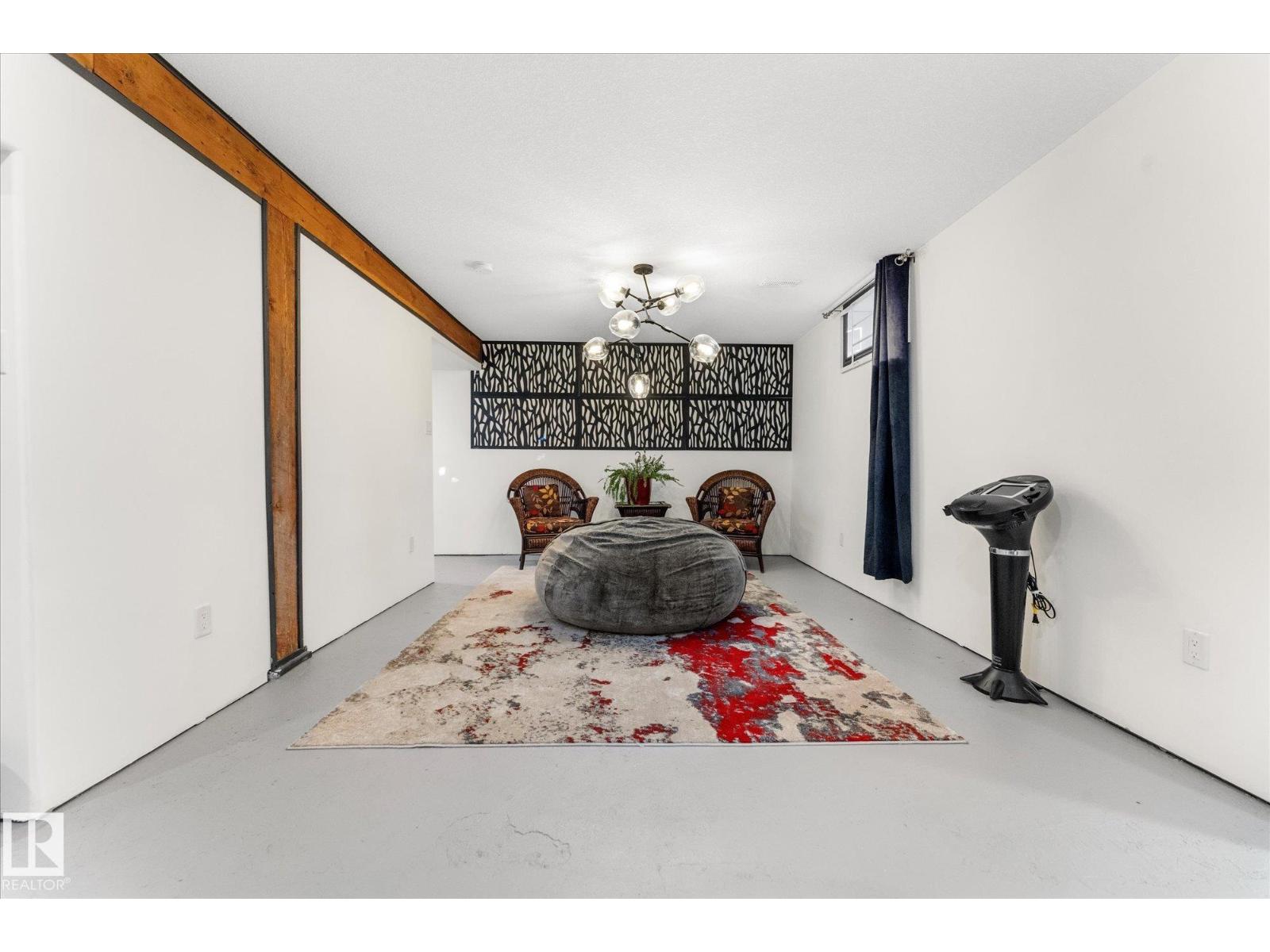 11124 110A AV NW, Edmonton