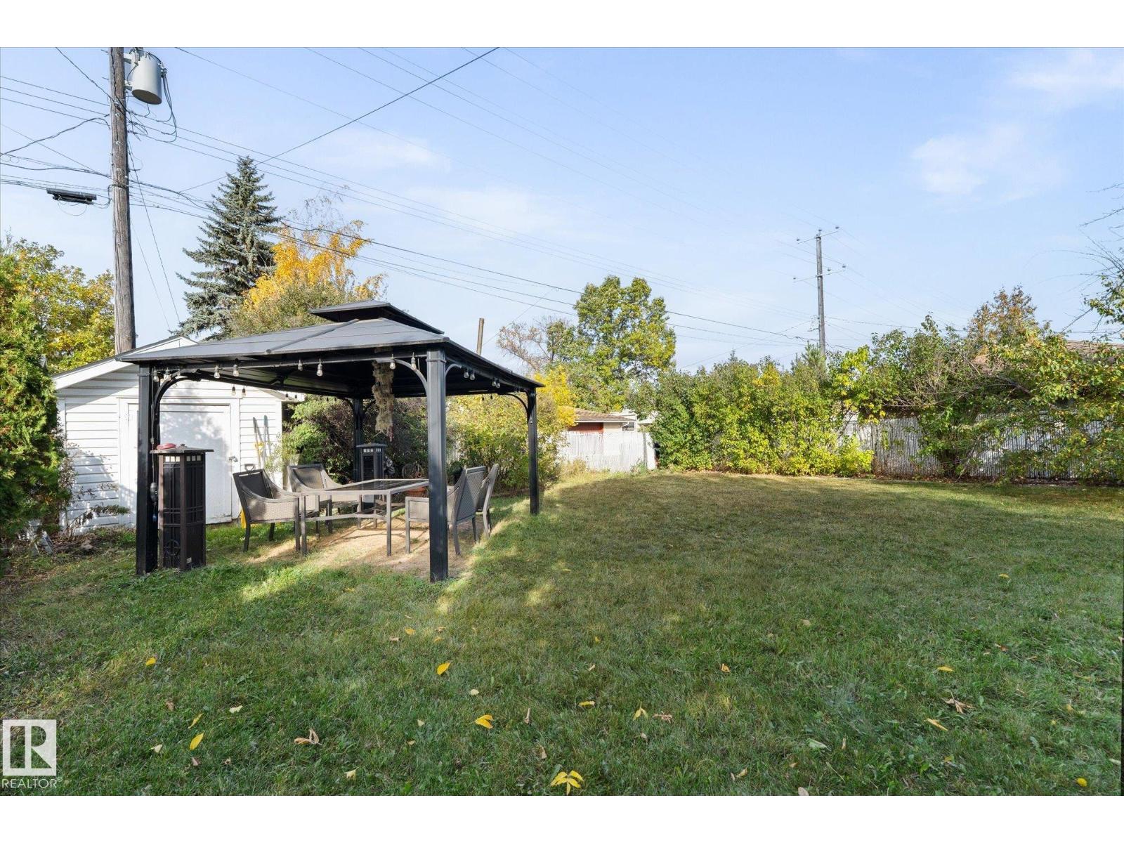 11124 110A AV NW, Edmonton