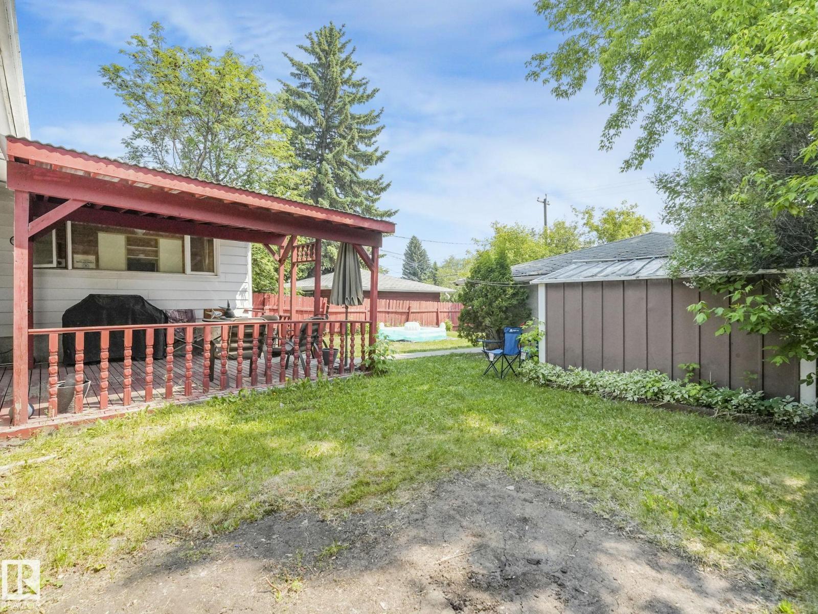 8905 156 ST NW, Edmonton