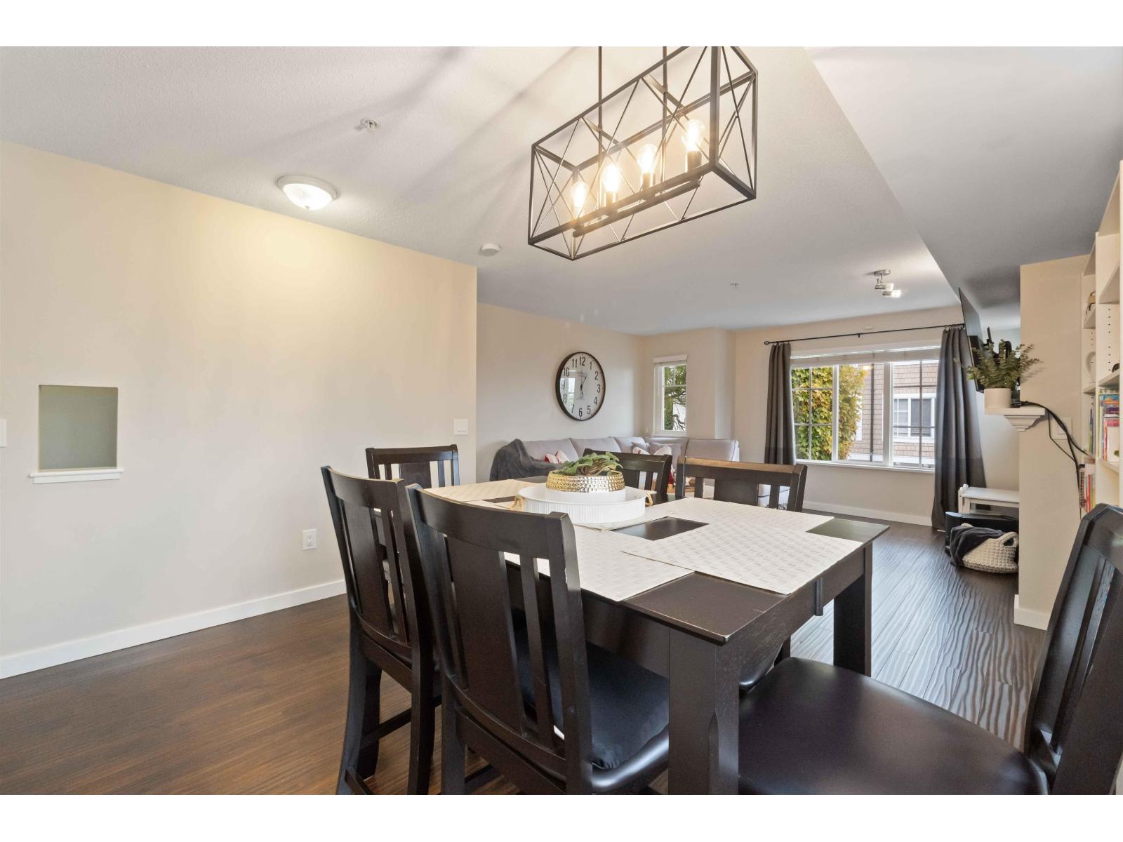 37 20560 66 AVENUE, Langley