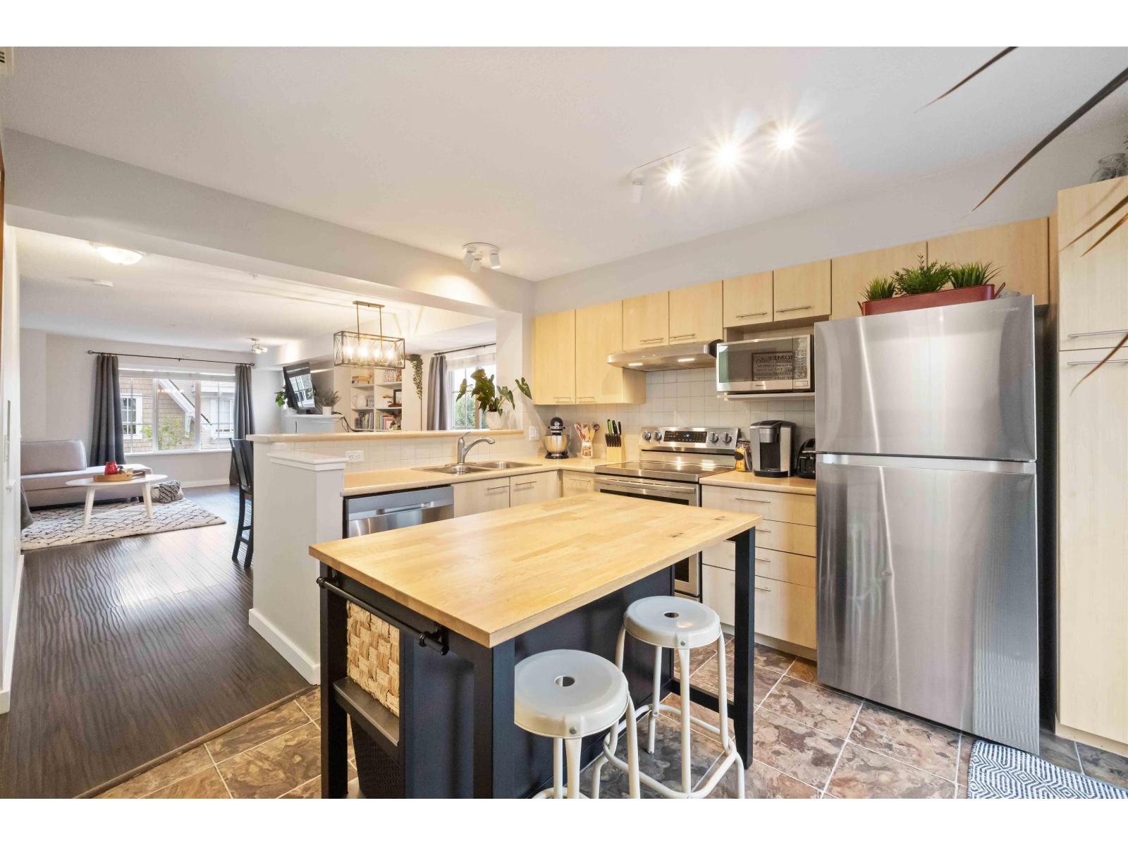 37 20560 66 AVENUE, Langley