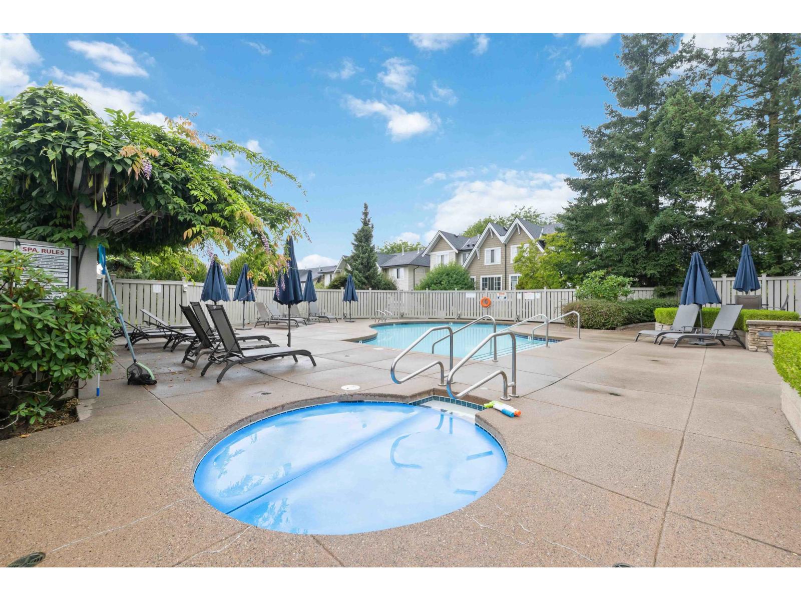 37 20560 66 AVENUE, Langley