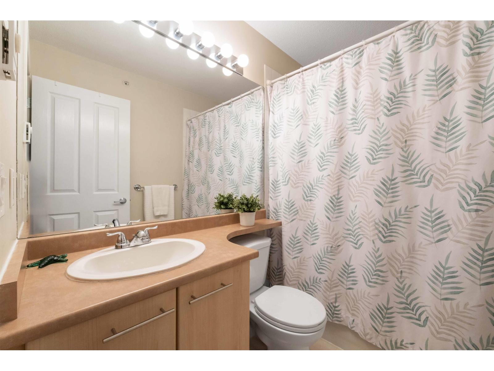 37 20560 66 AVENUE, Langley