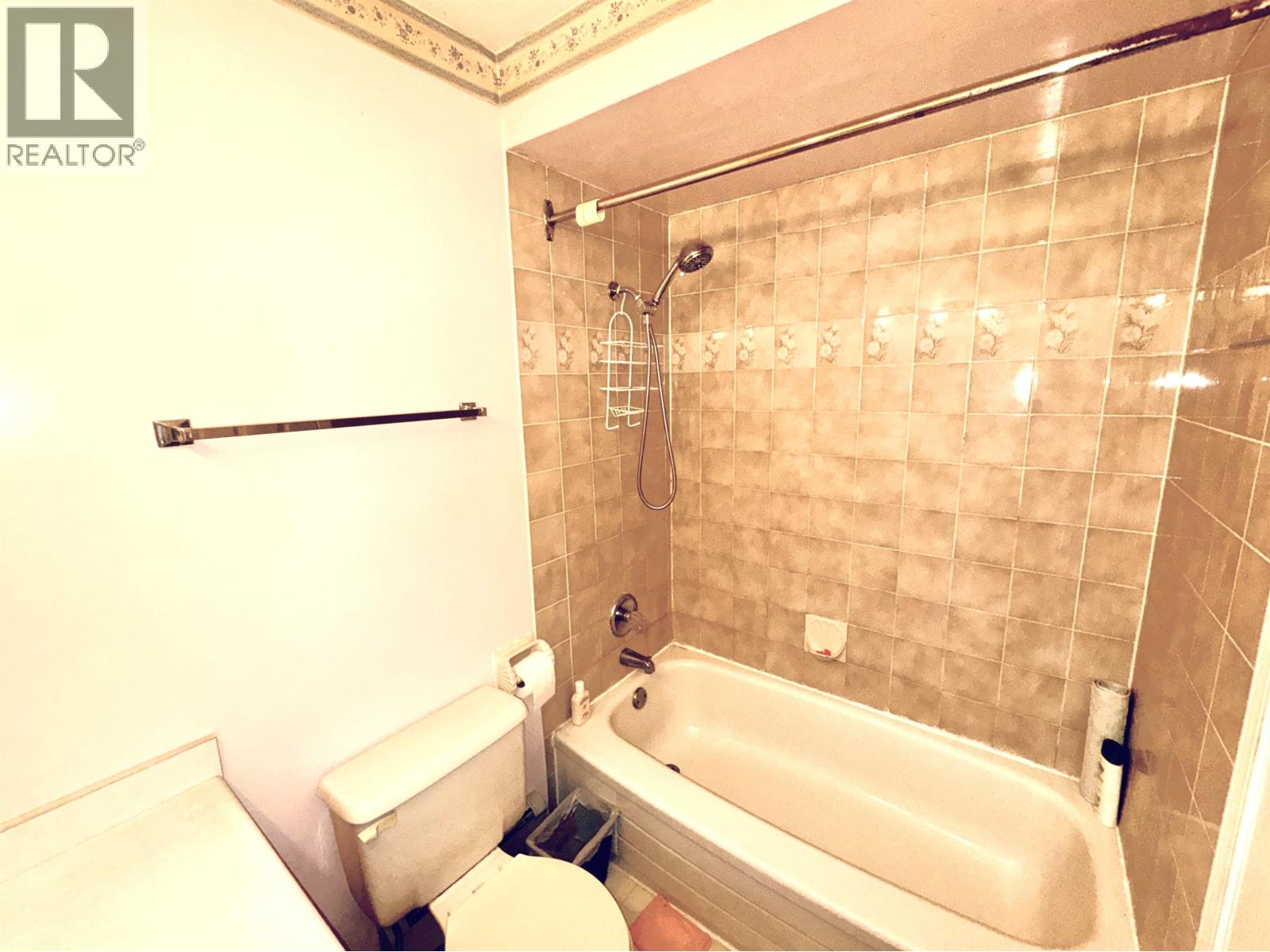 963 E 11TH AVENUE, Vancouver