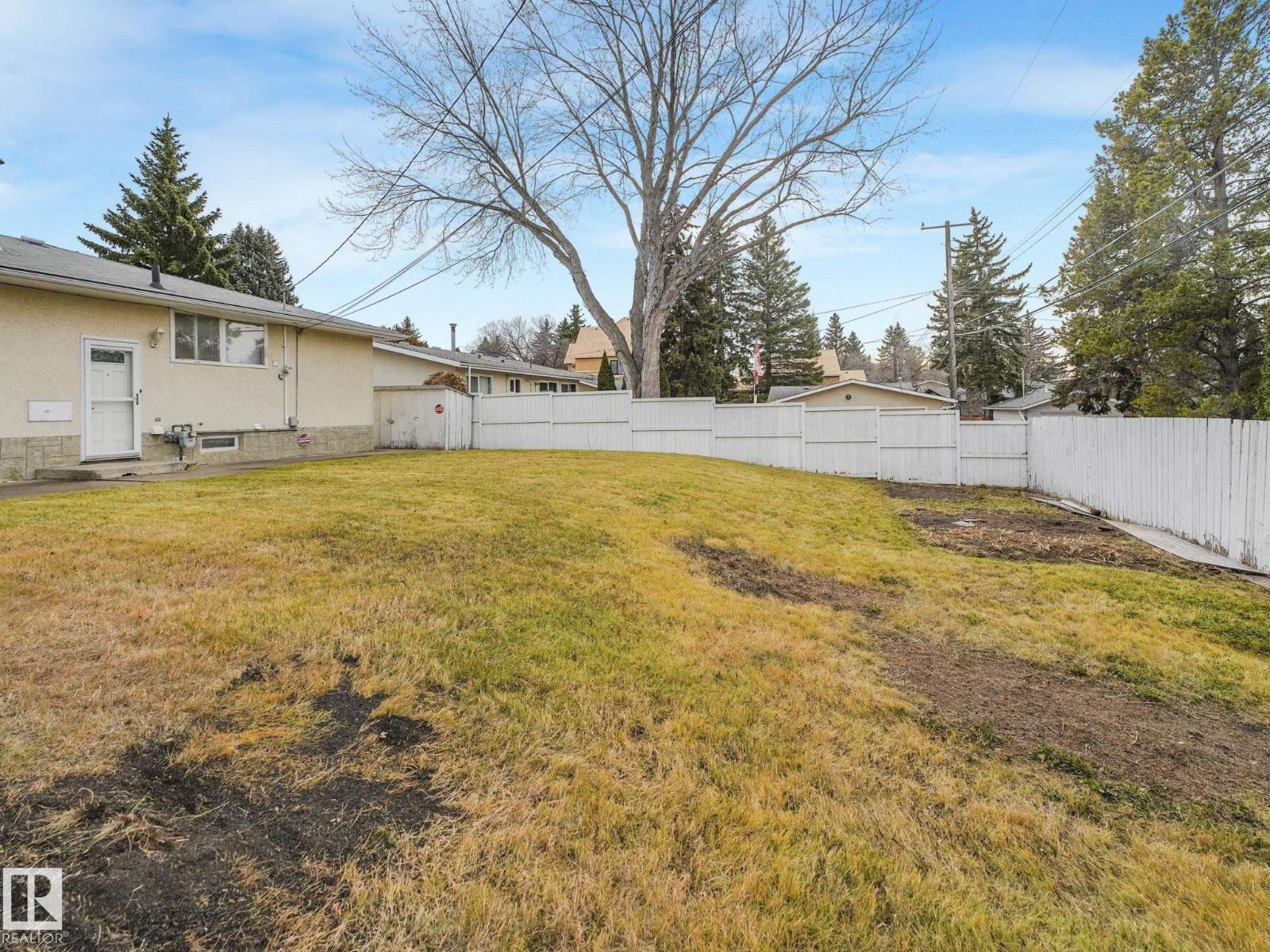 12304 42 AV NW, Edmonton