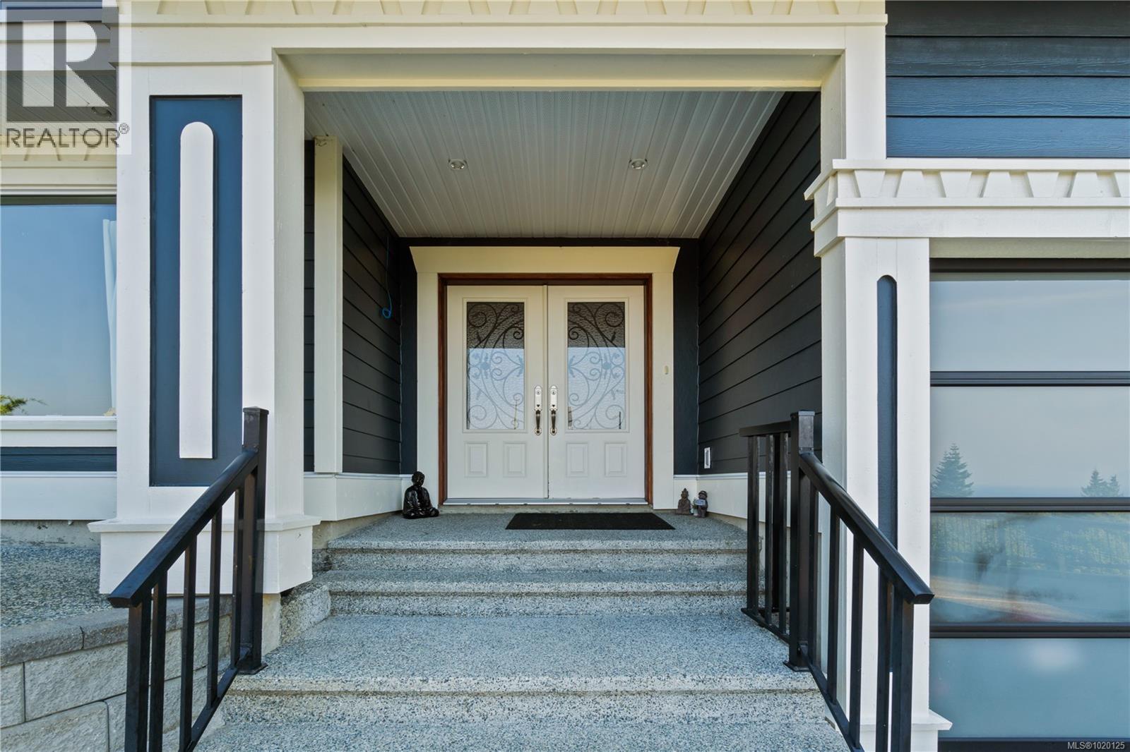 5013 Laguna Way, Nanaimo