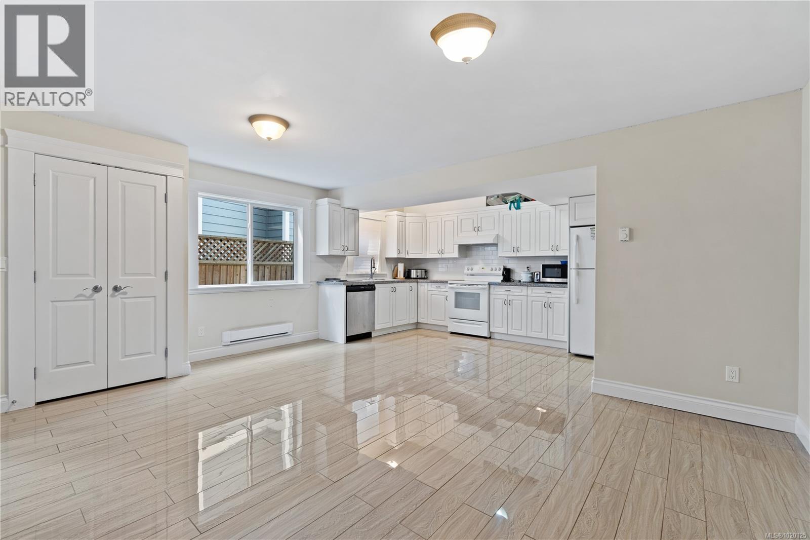 5013 Laguna Way, Nanaimo