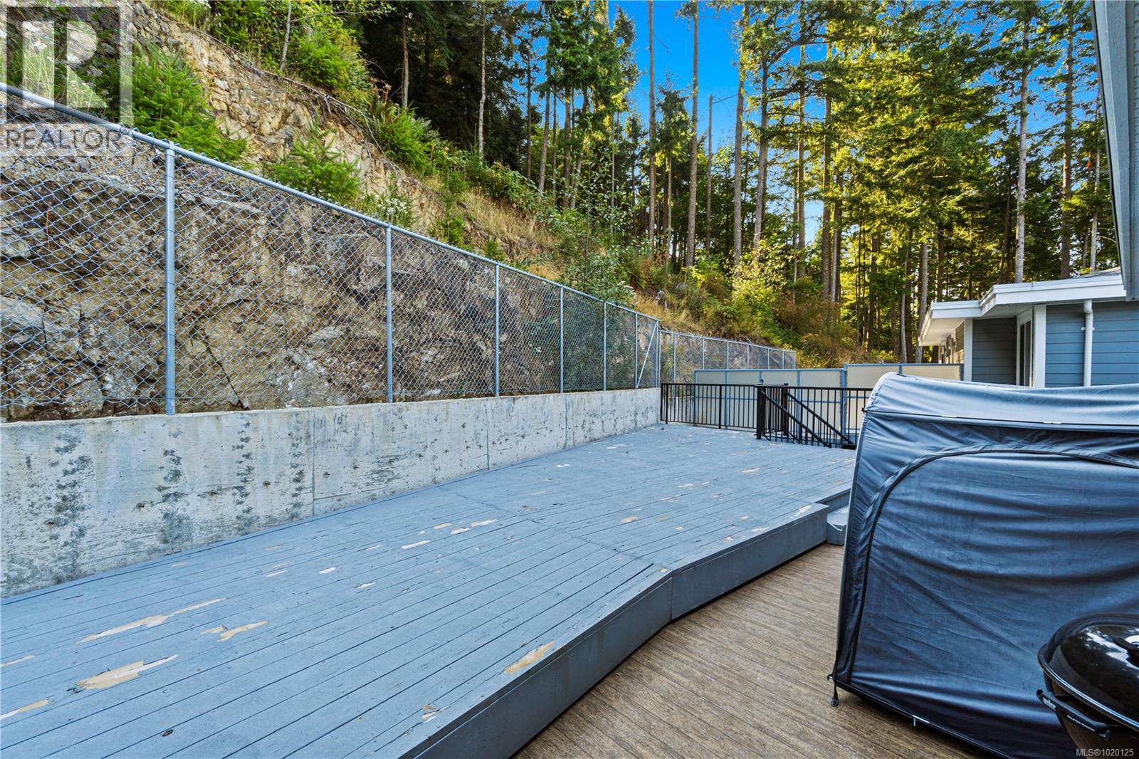 5013 Laguna Way, Nanaimo