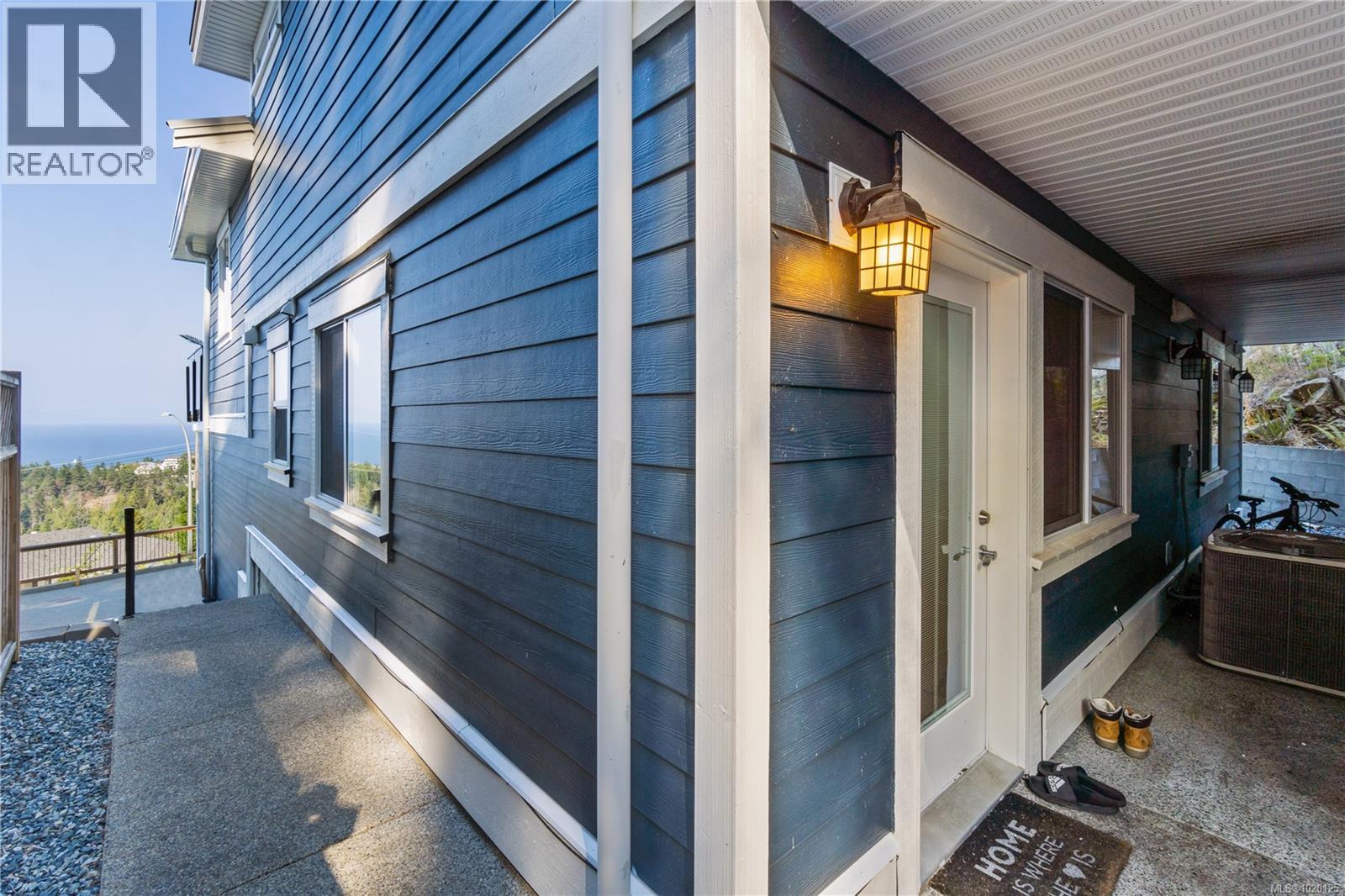 5013 Laguna Way, Nanaimo