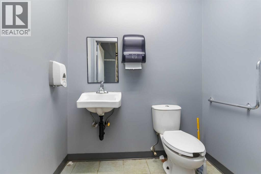 8102 Manning Avenue, Fort McMurray