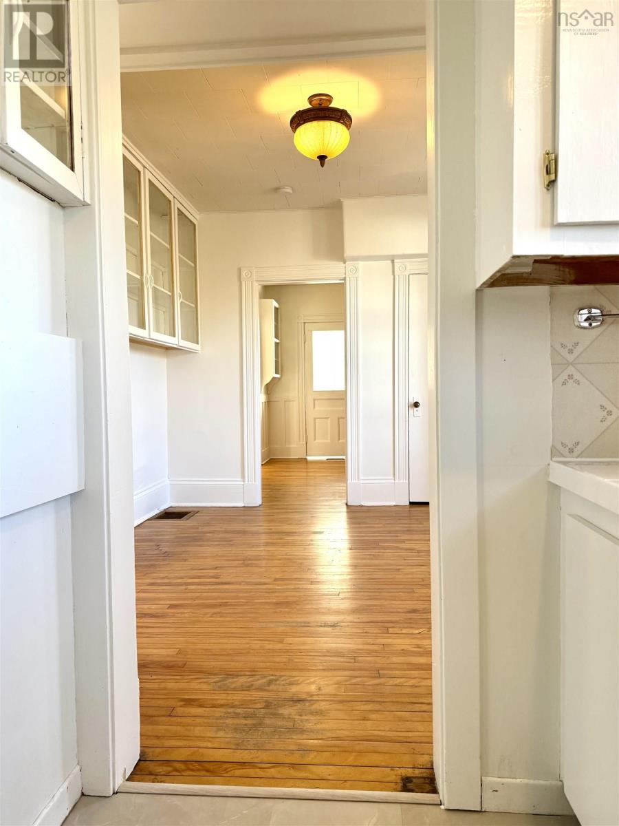 Property 19 of 49 of 190 Church Street