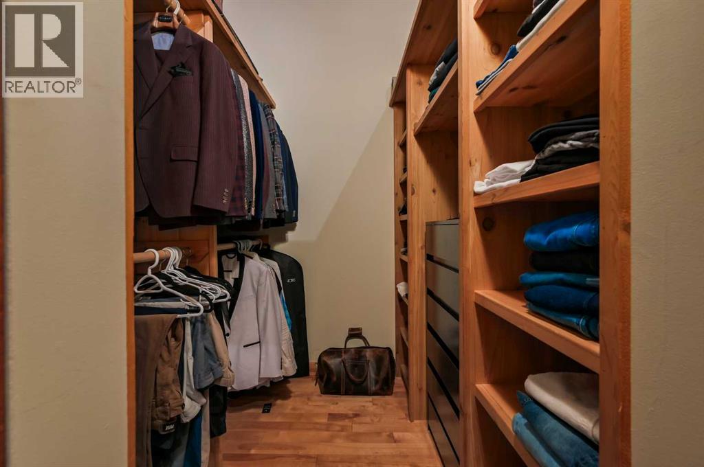 Single Family House Loft for Sale in    Avenue SW Beltline Calgary 