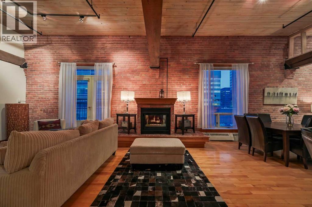 Single Family House Loft for Sale in    Avenue SW Beltline Calgary 