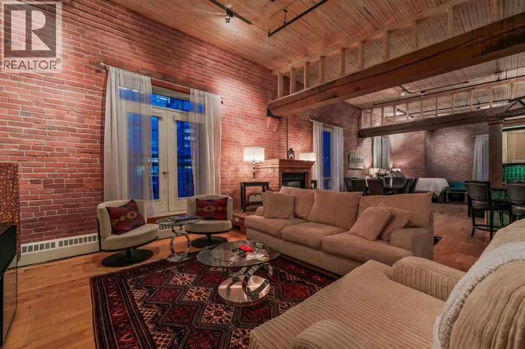 Single Family House Loft for Sale in    Avenue SW Beltline Calgary 