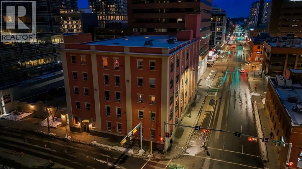 Single Family House Loft for Sale in    Avenue SW Beltline Calgary 