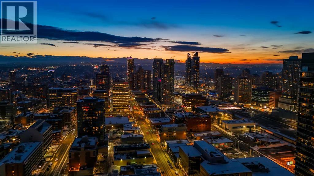 Single Family House Loft for Sale in    Avenue SW Beltline Calgary 