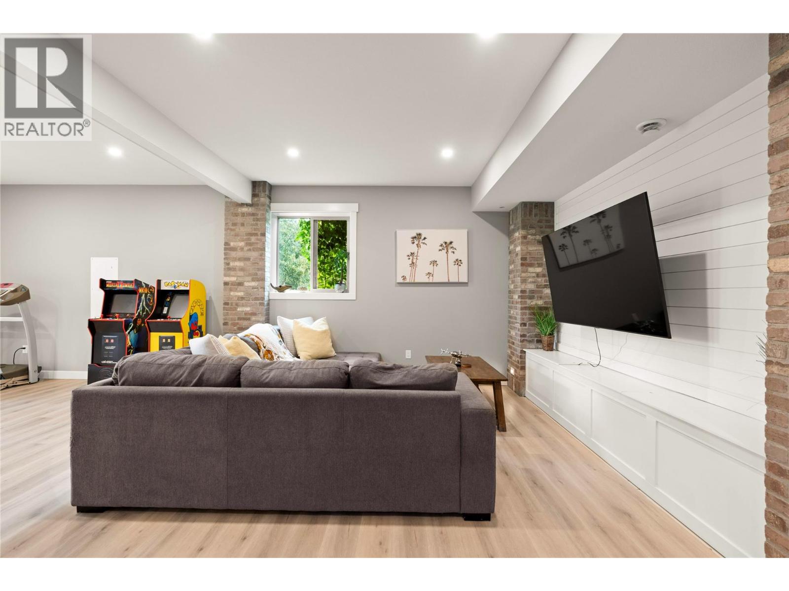  4322 Sharp Road, Spallumcheen