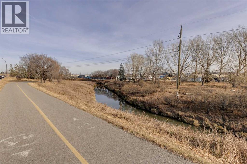 Single Family House for Sale in   Grier Terrace NE Greenview Calgary 