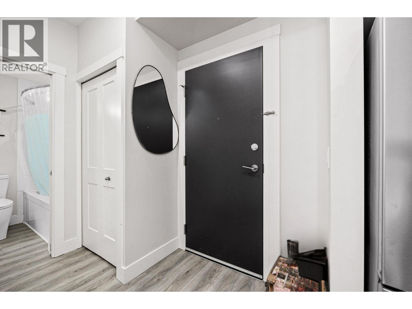 403 191 Hollywood Road, Kelowna